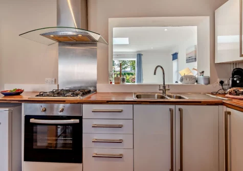 The kitchen at Sands Afoot, Saundersfoot