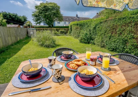 The patio, alfresco dining area & garden at Sands Afoot, Saundersfoot