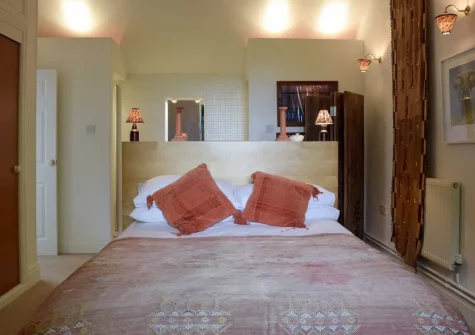 Bedroom #1 at Sardis Cottage, Kilgetty