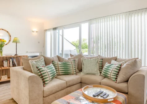 The living area at Sea Breeze, 40 Cae Du, Abersoch