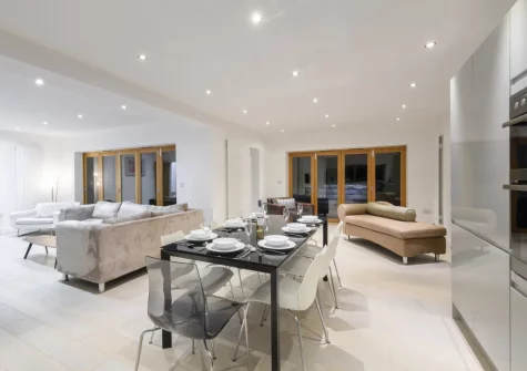 The dining area at Sea Heights, Saundersfoot