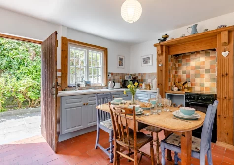 The kitchen & dining area at Sea Thrift, Aberdovey