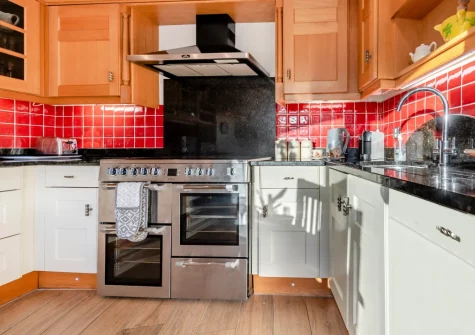 The kitchen at Seaglass, Little Haven