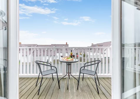 The balcony & outdoor sitting area at Shore Break, Broad Haven