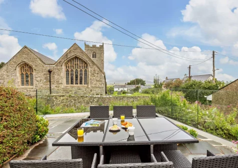 The patio & alfresco dining area at Siop Newydd, Llanengan