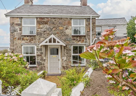 Siop Newydd is a quirky stone cottage enchanting character & cosy features in Llanengan