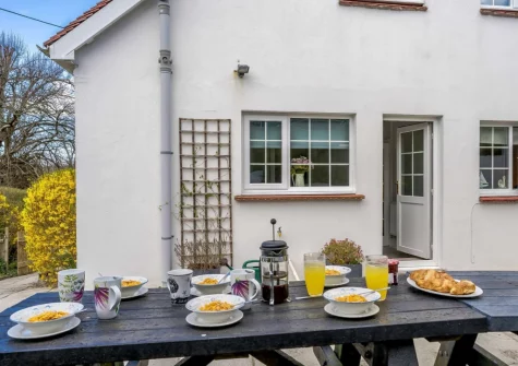 The patio & alfresco dining area at Skerry Back, Saundersfoot