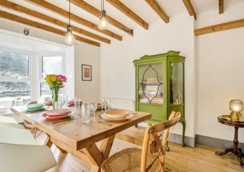 The dining area at Slate Trail Retreat, Cwm Penmachno