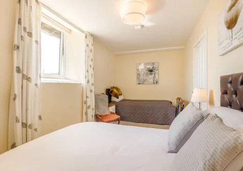 Bedroom #1 at Sounds of the Brook, Llanelltyd