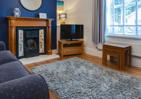 South Beach Cottage, Tenby is a spacious Victorian cottage in the heart of this historic coastal town, featuring characterful interiors, a sunny enclosed garden with barbecue facilities, and two beautiful sandy beaches just moments from your door.