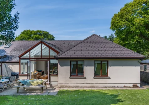 The patio, barbecue, alfresco dining area & garden at Stammers Retreat, Saundersfoot