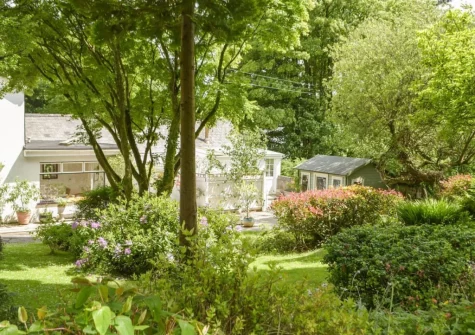 Enjoy access to the owners well-manicured gardens when you stay at Stoneyford Cottage, Narberth