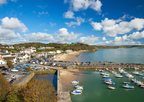Summer Breeze is an ideal base for exploring Saundersfoot & everything the area has to offer