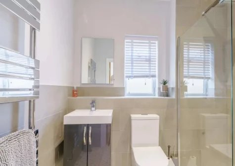 Bedroom #1 en-suite shower room at Sundown, Saundersfoot