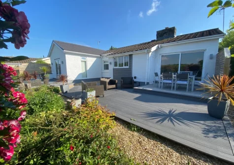 The patio, alfresco dining & outdoor sitting area at Sundown, Saundersfoot