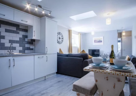 The kitchen & dining area at Sunflower Apartment, Redberth
