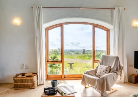 The living area at Sunset Cottage, Trefasser