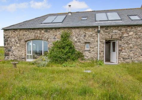 Sunset Cottage is a welcoming dog-friendly cottage for those seeking a quiet getaway in pretty Pembrokeshire