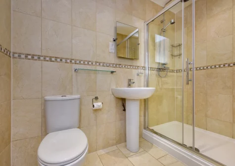 Bedroom #1 en-suite shower room at Tafliad Carreg, Abersoch