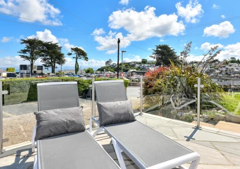 The enclosed patio & outdoor sitting area at Tafliad Carreg, Abersoch