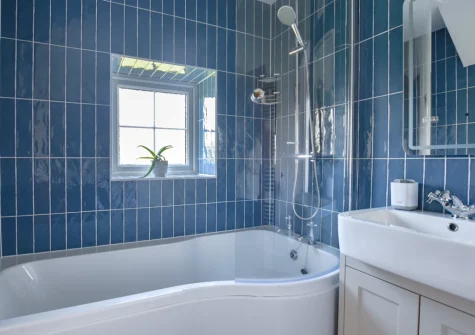 The bathroom at Talafon, Pencaenewydd