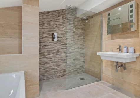 The bathroom at Temple Barn, Square and Compass