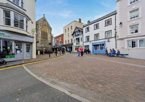 The Lookout is an ideal base for exploring all of Tenby & everything the town has to offer