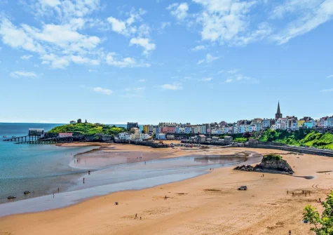 The Old School Hall is centrally positioned to explore some of Pembrokeshire's most popular towns & attractions