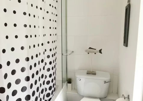 The bathroom at The Steps, Llandeloy