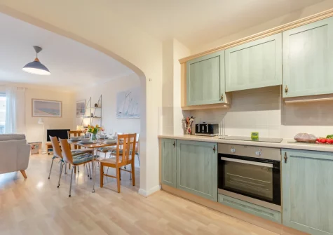 The kitchen & dining area at Tide View, Broad Haven