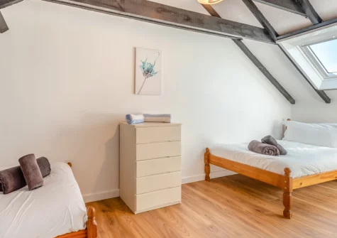 Bedroom #10 at Trebrowen, Angle