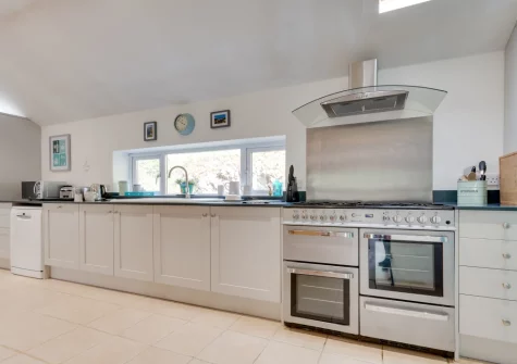 The kitchen at Trefloyne Lodge, Penally