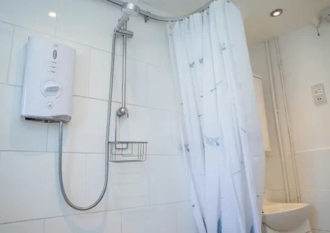 The bathroom at Ty Beth, Bryn-henllan