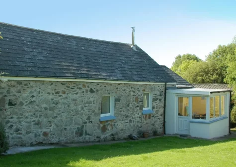 The rear enclosed & secluded lawned garden at Ty Beth, Bryn-henllan