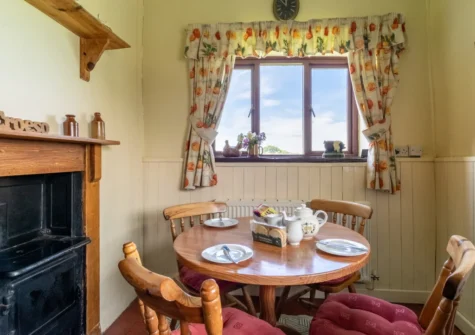 The dining area at Ty Eiddew, Llanfaglan