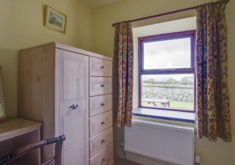 Bedroom #3 at Ty Eiddew, Llanfaglan