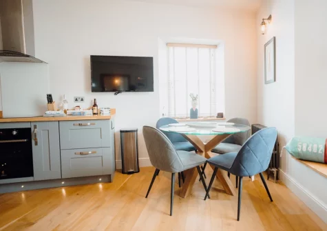 The kitchen & dining area at Ty Mabli, Tenby