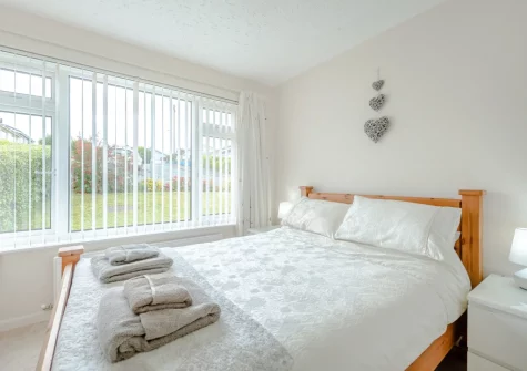 Bedroom #1 at Ty Merlyn, Saundersfoot