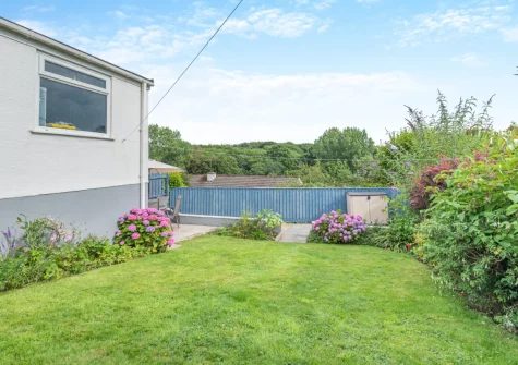 The enclosed garden at Ty Merlyn, Saundersfoot
