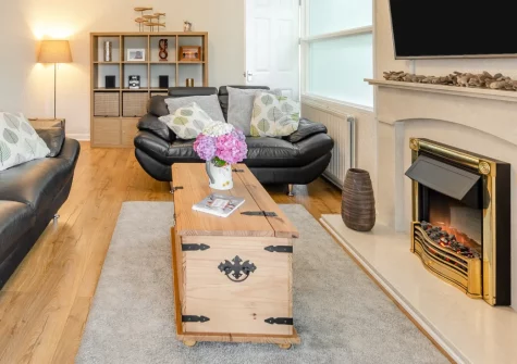 Ty Merlyn, Saundersfoot is a welcoming single-storey bungalow with woodland views in charming Pembrokeshire, featuring a sunny conservatory, enclosed gardens perfect for dogs, and spectacular Glen Beach less than half a mile from your door.