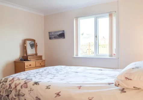 Bedroom #1 at Ty Twt, Clunderwen