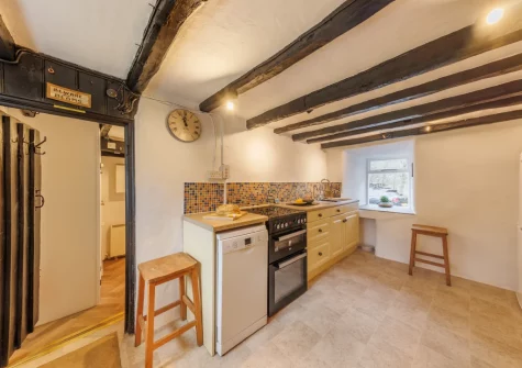 The kitchen at Ty'n Lon Isaf, Bontddu