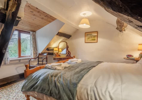 Bedroom #1 at Ty'n Lon Isaf, Bontddu