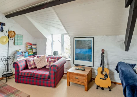 The living room at Ty'n Y Mur Cottage, Abersoch
