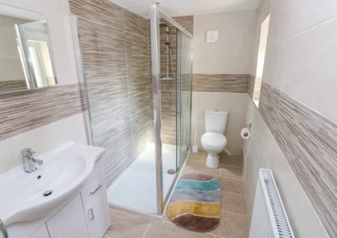 The shower room at Vineyard Vale 8, Saundersfoot