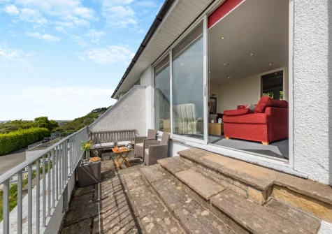 The upper terrace & outdoor sitting area at Vista Sol, Aberdovey