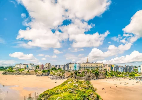 Whitesands is an ideal base for exploring all of Tenby's beautiful golden sand beaches