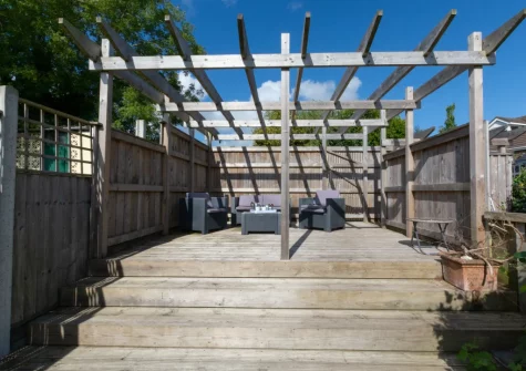 The raised decked patio & outdoor sitting area at Woodbine Cottage, Saundersfoot