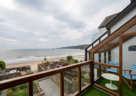 The balcony & outdoor sunroom at Wren Cottage, Saundersfoot
