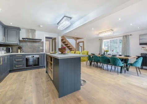 The kitchen & dining area at Y Llanw, Milford Haven